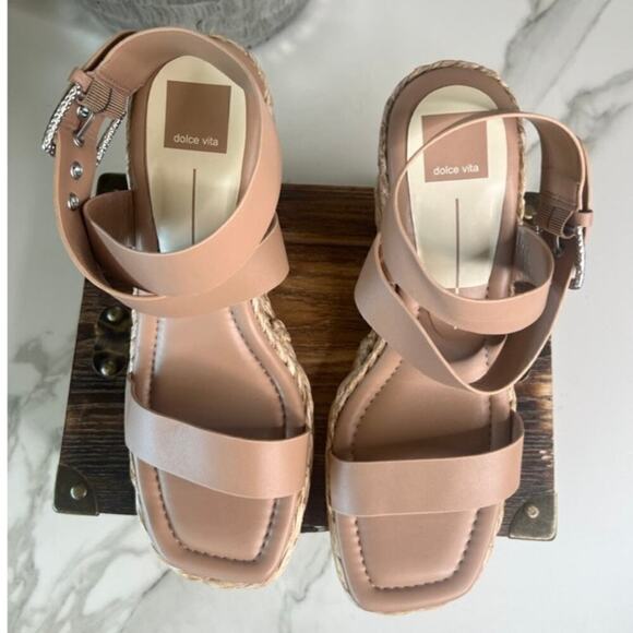 Dolce Vita Aldona Wedge Sandals in Cafe Leather - Picture 3 of 8